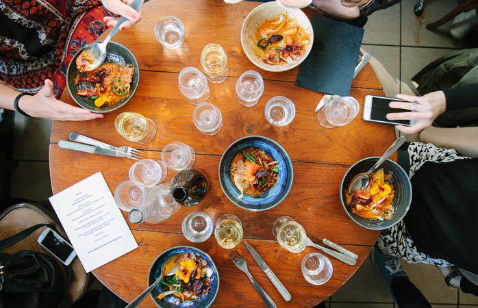 Plaisir et gourmandise partagés avec les délicieux plats de Martin