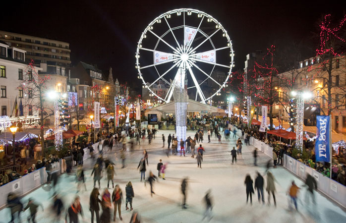 Faites une pause dans vos achats pour une session patinage sur la Place Sainte-Catherine