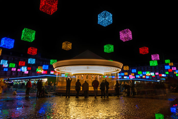 Visitez Madrid pour une expérience colorée du marché de Noël